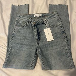 Risen Skinny Jeans light Wash Frayed/cut Hem Ankle Length women's 7/28 new